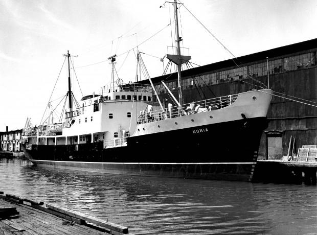 Image: Black and white, MV Nonia 